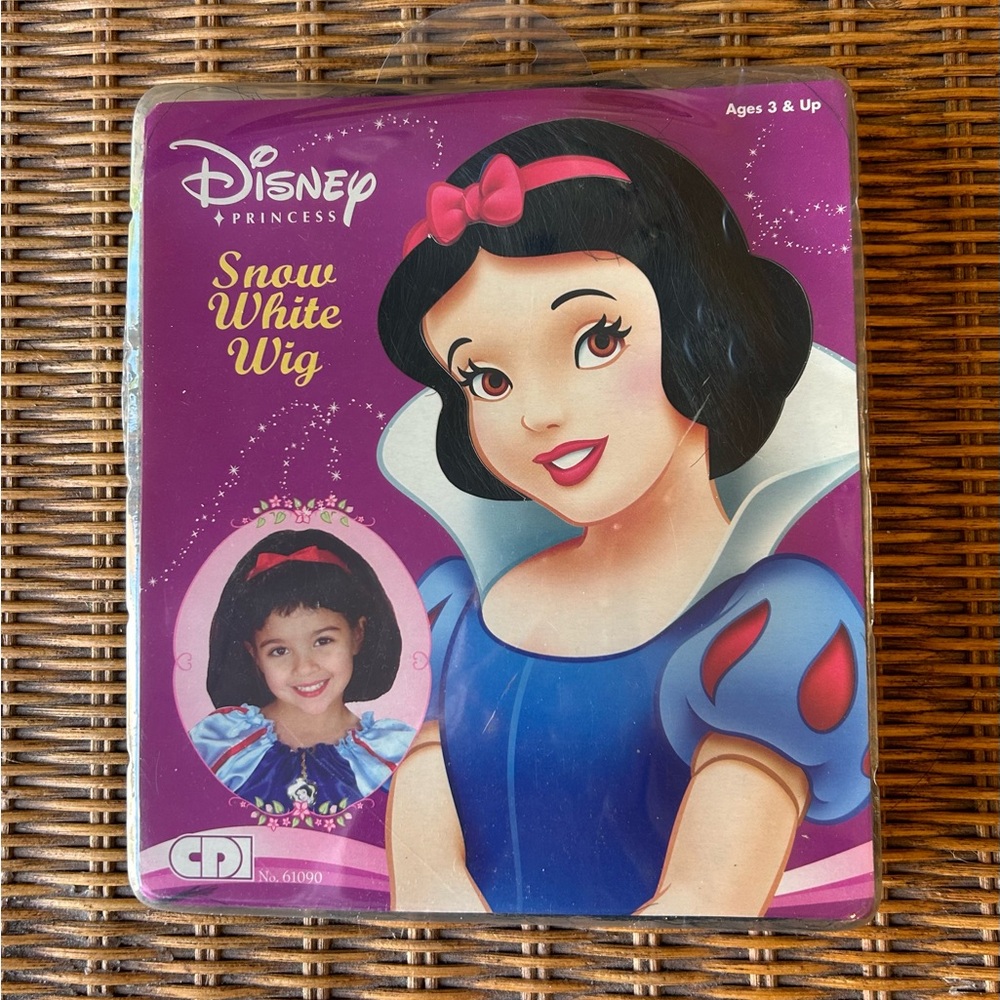 Disney Princess Snow White Child’s black Wig for ages 3 & up, original packaging